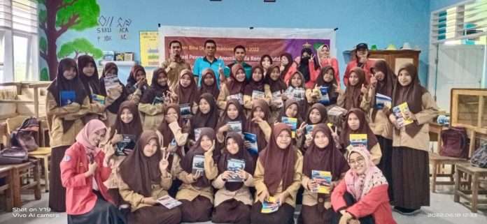 FKM Unhas Edukasi Remaja Putri SMP untuk Cegah Anemia