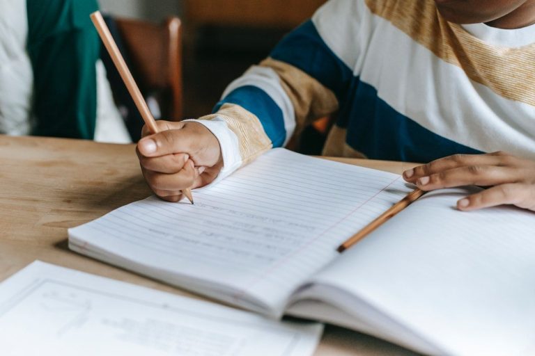 5 Soal PTS Matematika Kelas 12 tahun 2022 Semester Ganjil Lengkap Pembahasannya