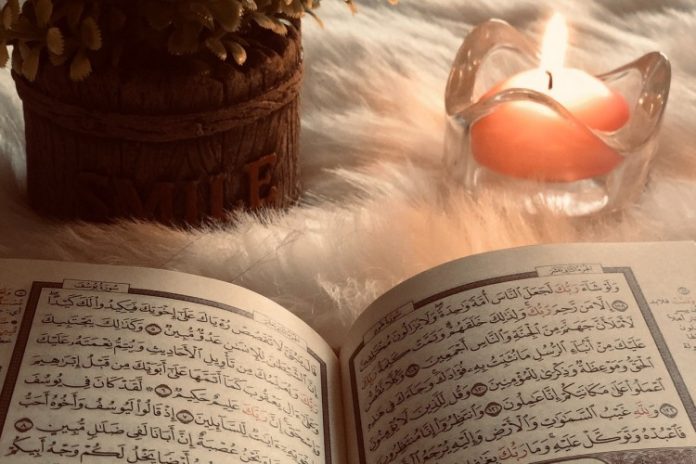Keutamaan Membaca Al-Qur'an, Pahami dengan Amalkan