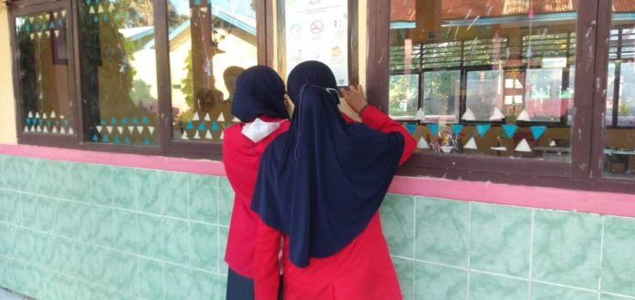 Mahasiswa PBL III FKM Unhas Lakukan Evaluasi Program Penyuluhan Sampah dan PHBS pada Anak Sekolah