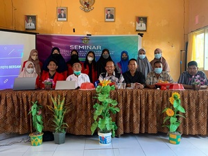 Mahasiswa PBL III FKM Unhas Posko 30 Gelar Seminar Awal