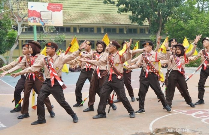 45+ Kumpulan Lirik Yel Yel Pramuka Seru dan Menyenangkan Untuk Kegiatan Perkemahan