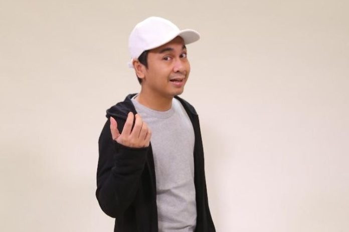 Kata-Kata CInta dari Raditya Dika