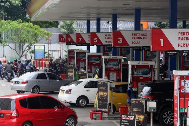 Fahira Idris: Kebijakan Menaikkan Harga BBM, Bukti Kegagalan Pemerintah