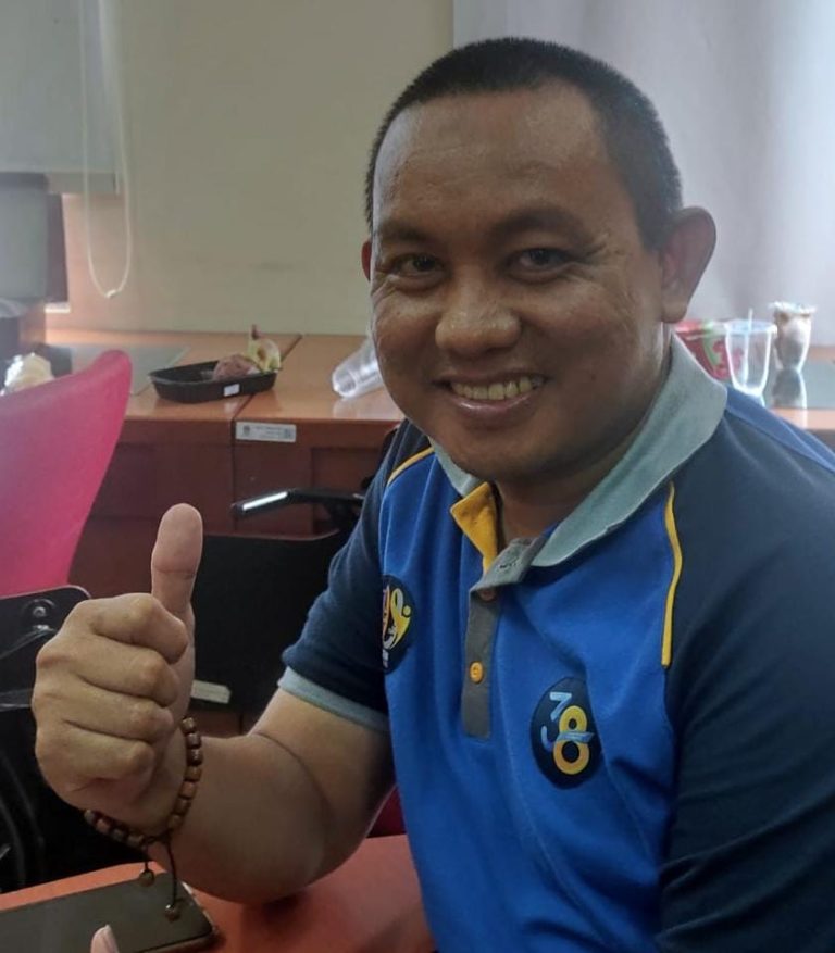 UT Makassar Ukir Prestasi Juara Umum Nasional DISPORSENI UT 2022