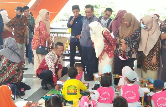 Tingkatkan Kreativitas Anak, IGTKI Sinjai Gelar Lomba Menggambar.