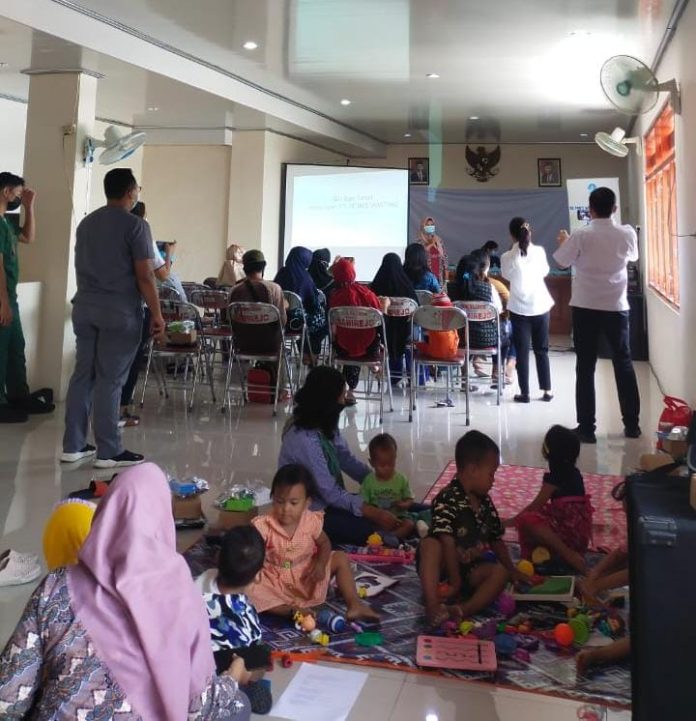 Mahasiswa Magang PKIP Unhas Ikut Kegiatan Kelas Ibu Balita di Kelurahan SariRejo Kota Semarang