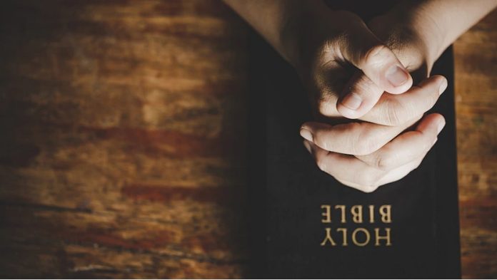 Renungan Harian Kristen, Senin 19 September 2022: Apakah Anda Terus Bersama Yesus?