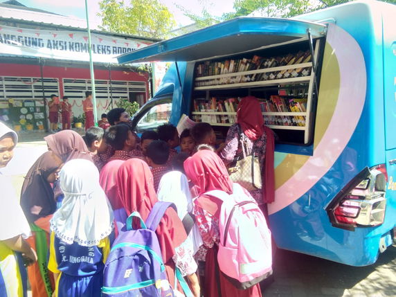 SD Negeri Borong Dapat Kunjungan Dinas Perpustakaan Kota Makassar