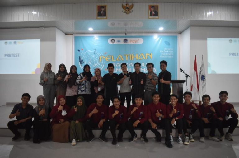 Pembukaan Pelatihan Karya Tulis Ilmiah Remaja (PKTIR) 2022 LPM Penalaran UNM