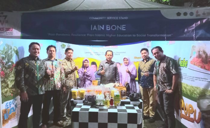 Stand IAIN Bone Curi Perhatian Pengunjung Expo Icon Uce