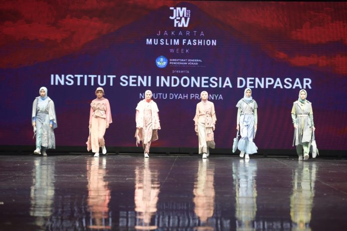 Majukan Industri Fesyen Vokasi lewat Implementasi Merdeka Belajar dan Kolaborasi Antarmitra