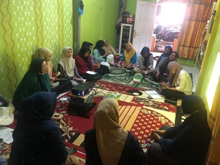 Mahasiswa Magang FKM Unhas Ikuti Kegiatan Penguatan Kapasitas Kader BKR di Kelurahan Parang Tambung