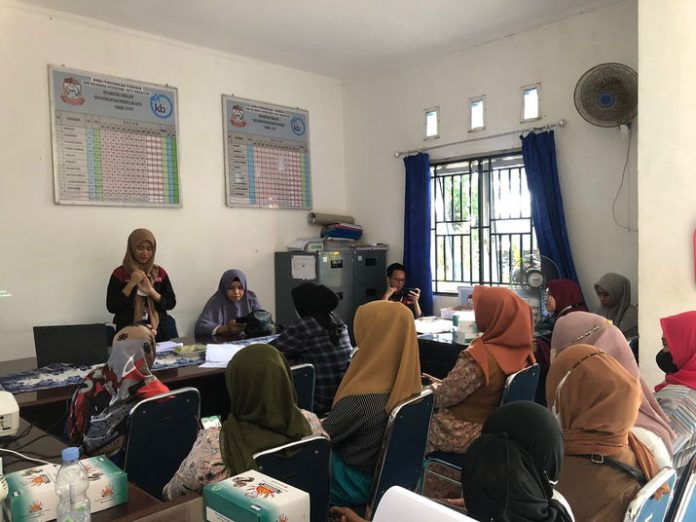 Mahasiswa FKM Unhas Ikuti dan Beri Penyuluhan KB BOKB di Balai Penyuluhan KB Kecamatan Tamalate