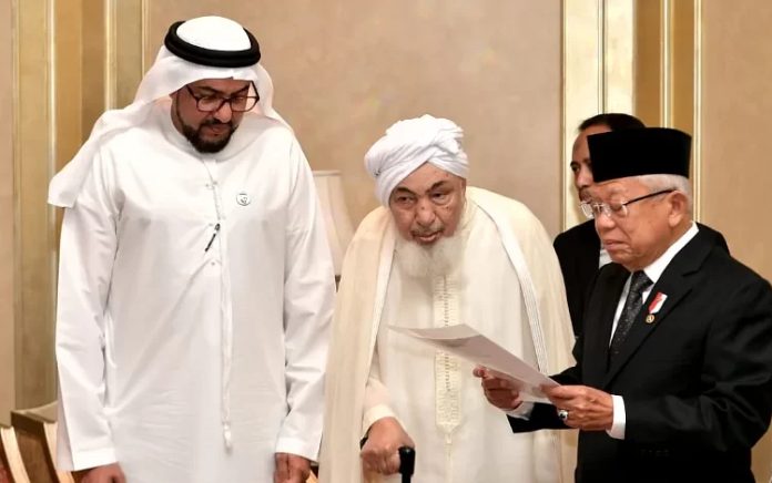 Wakil Presiden KH Ma’ruf Amin melakukan pertemuan dengan Presiden Abu Dhabi Forum for Peace (ADFP), Syekh Abdullah bin Bayyah. Wapres menekankan kerja sama promosikan Islam Moderat untuk perdamaian dunia.