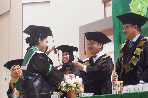 Unpacti Makassar Wisuda 300 Alumni