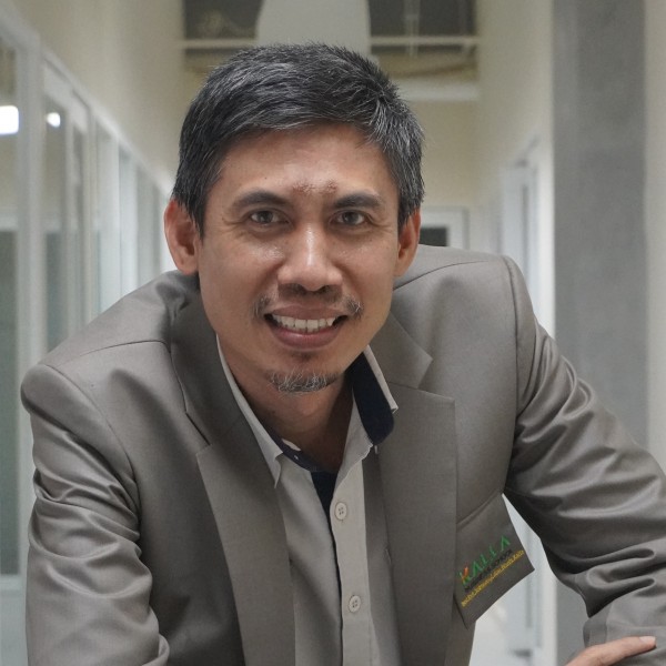 H. Syamril, S.T., M.Pd. (Direktur Sekolah Islam Athirah dan Rektor Kalla Institute)