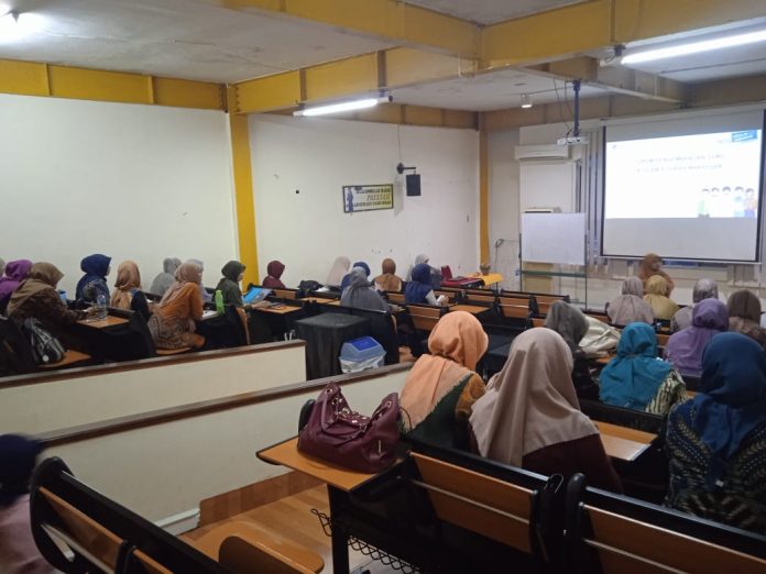Guru TK Islam Athirah 1 Makassar Ikuti Pelatihan