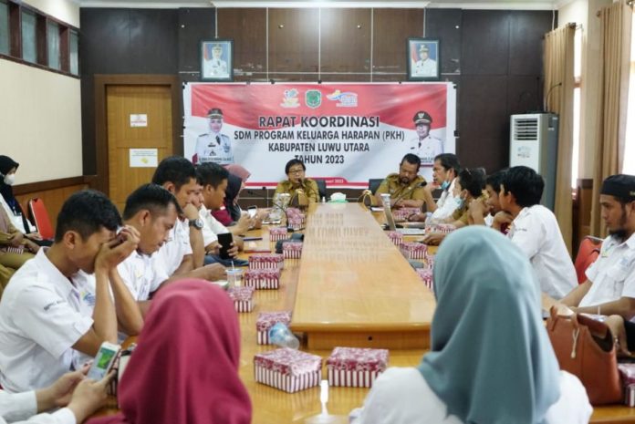 Rapat Koordinasi Penanganan Stunting bagi Sumber Daya PKH, belum lama ini, di Ruang Rapat Wakil Bupati.[Foto: Portal Luwu Utara]