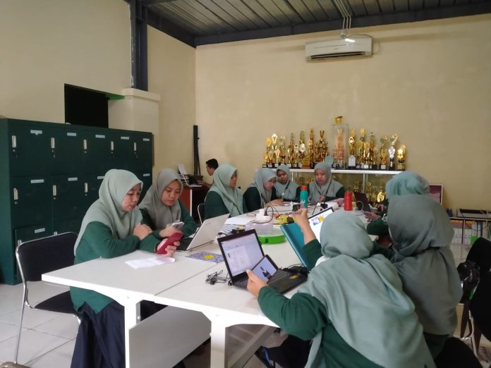 Forum Pengembangan Guru TK Islam Athirah 1 melalui PMM