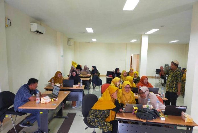 Pengurus MGMP Fisika Kota Makassar Gelar Pertemuan
