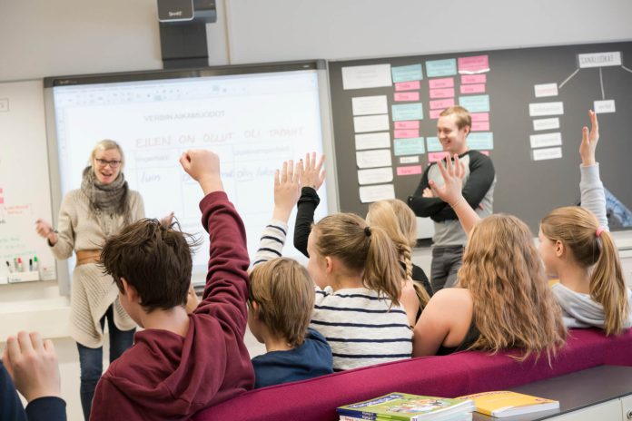 Pendidikan Finlandia yang Terbaik, Jam Masuk Sekolahnya Jelang Siang