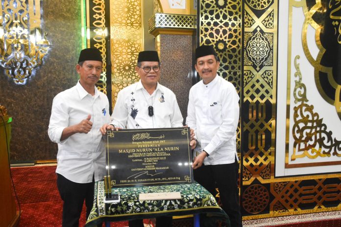 Resmikan Masjid Nurul Ala Nurin PPs UNM, Prof Husain Syam: Jadi Warisan Dunia dan Akhirat