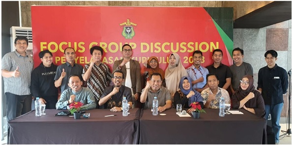 FGD dan Workshop Perumusan Kurikulum 2023 Prodi S1 Kesmas FKM Unhas: Menggali Kebutuhan Dunia Usaha dan Industri