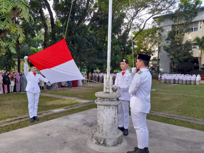 Sekolah Islam Athirah Gelar Upacara Hardiknas 2023