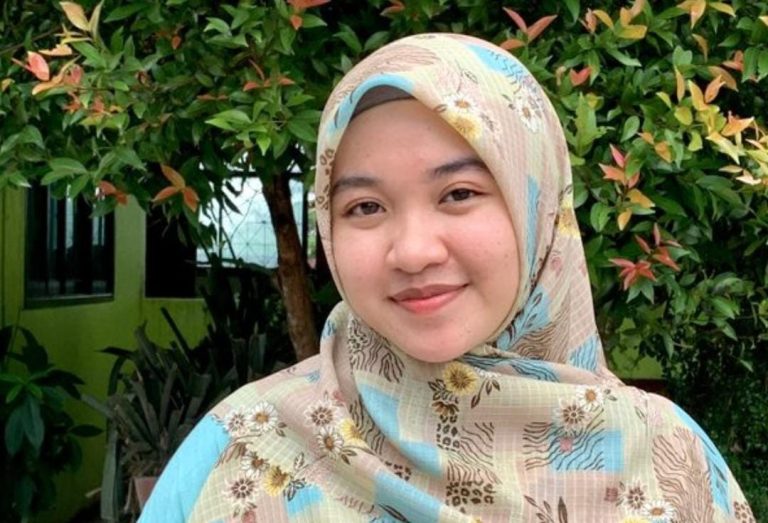 Mahasiswi Administrasi Negara Unismuh Makassar Ini KKN Internasional di Thailand