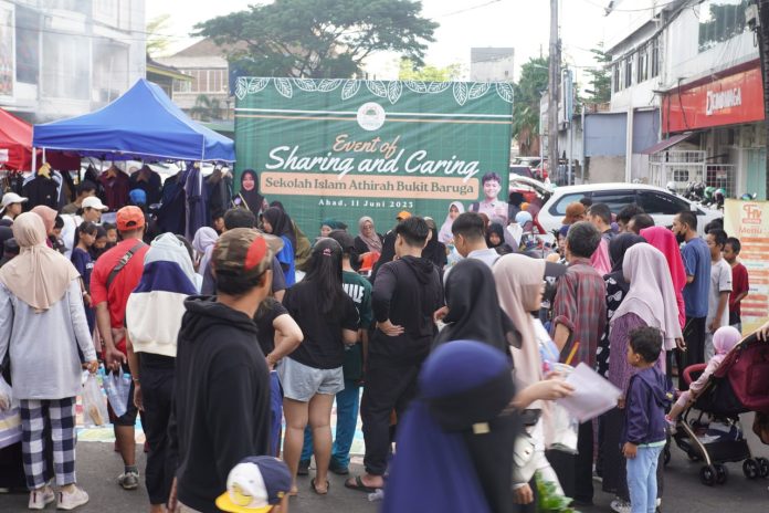 SMP Islam Athirah Bukit Baruga Ramaikan CFD Boulevard