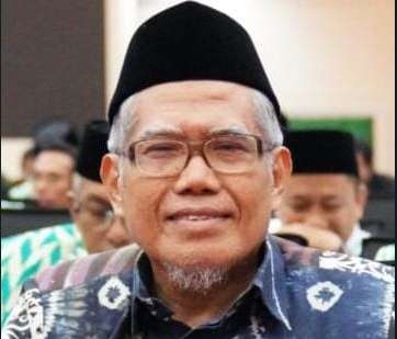 Ketua Panitia Pembangunan Sekolah Islam Terpadu Yayasan Muhammad Cheng Hoo, Prof Dr Mazhur Razak, SE MM