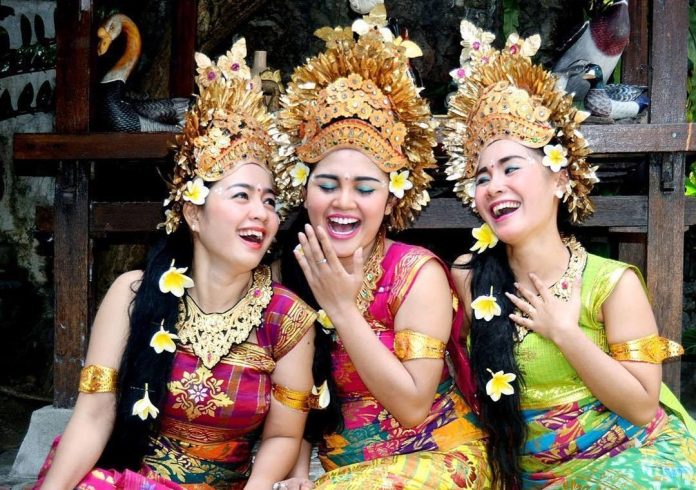 Penduduk Pulau Bali Orang Pendatang?