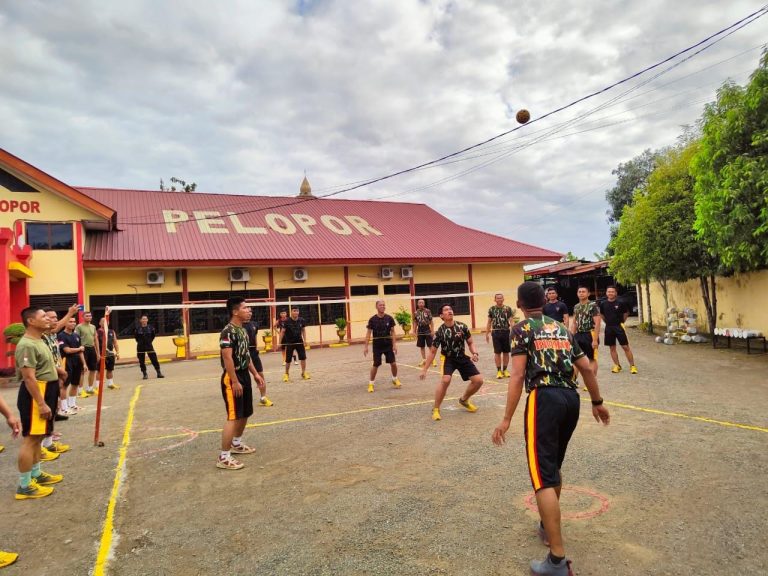 Pertandingan Olahraga Warnai Semarak HUT RI di Mako Brimob Bone