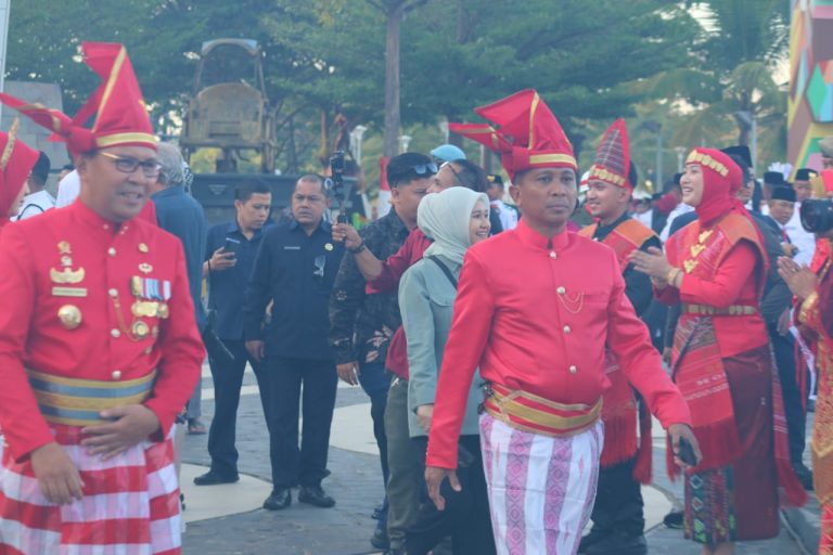 Pemkot Makassar Gelar Upacara HUT RI di Anjungan Losari