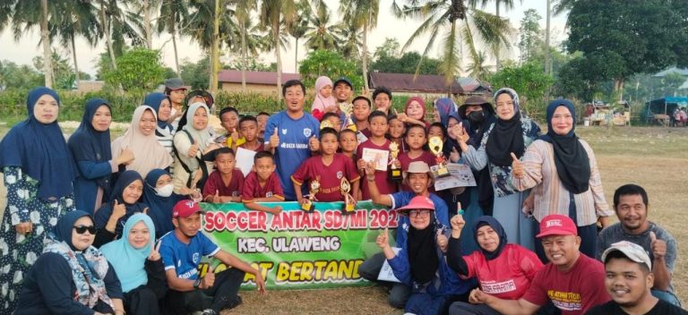 MIN 3 Bone Kembali Juarai Pertandingan Sepak Bola se-Ulaweng