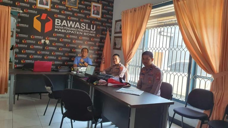 Pemilu, Polres Bone Tingkatkan Keamanan Kantor Bawaslu