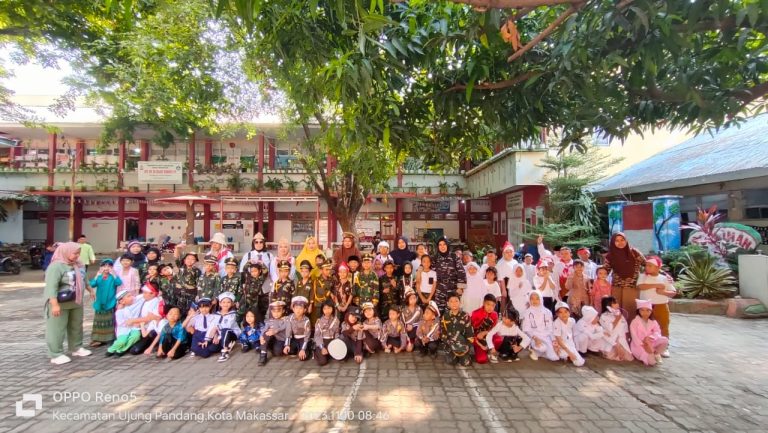 SD Sudirman IV Makassar Meriahkan Hari Pahlawan