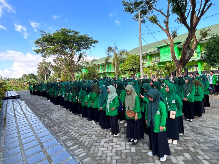 479 Mahasiswa IAIN Bone PPL di 69 Sekolah, Ini Pesan Rektor