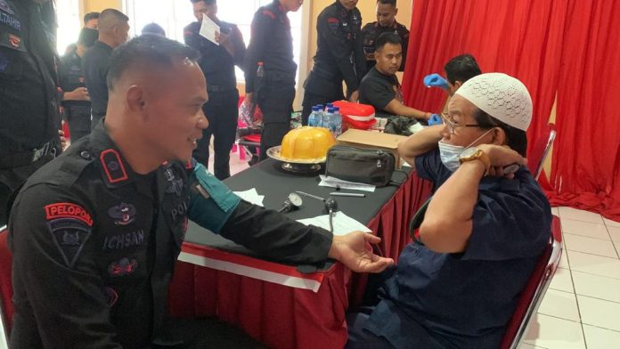 Brimob Bone Catat Rekor Donor Darah Semarak HUT ke-78 Korps Brimob Polri