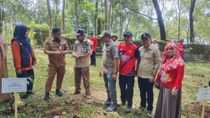 Kepala Dinas Pendidikan (Kadisdik) Prov Sulsel, H Iqbal Nadjamuddin, ikuti peringatan Hari Bumi se-Dunia 22 April 2024