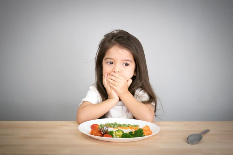 7 Cara Jitu Mengatasi Anak Susah Makan, Jangan Dipaksa