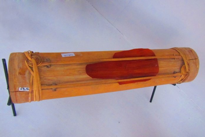 alat musik tradisional Maluku Utara