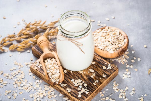 3 Tips Memilih Susu Oat yang Tepat