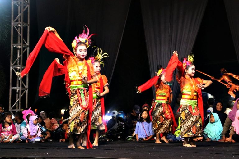 Simak!! 10 Tarian Tradisional Provinsi Gorontalo