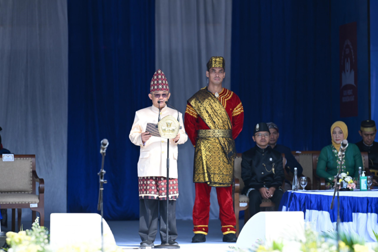 Hari Guru Nasional 2024, Simak Tiga Makna Tema yang Diusung Pemerintah