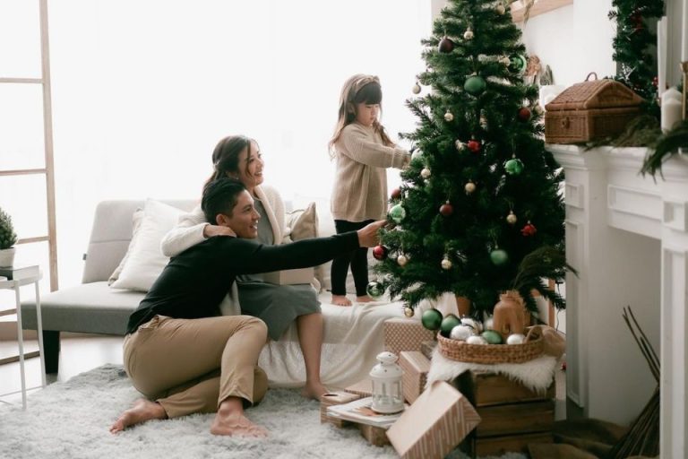 6 Ide Rayakan Natal Bersama Keluarga, Pererat Ikatan Emosional