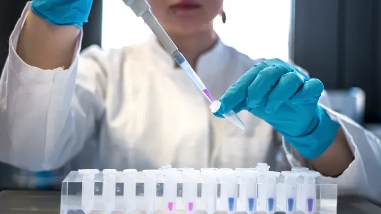 Rahasia di Balik Lab Uji Obat: Menjamin Efektivitas dan Keamanan