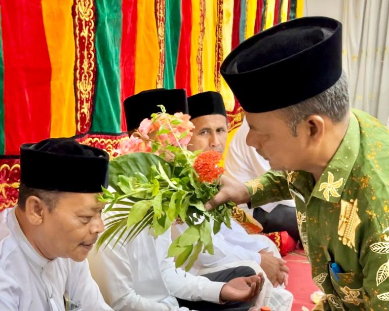 Apa yang Dimaksud Peusijuk? Tradisi Adat Khas Masyarakat Aceh