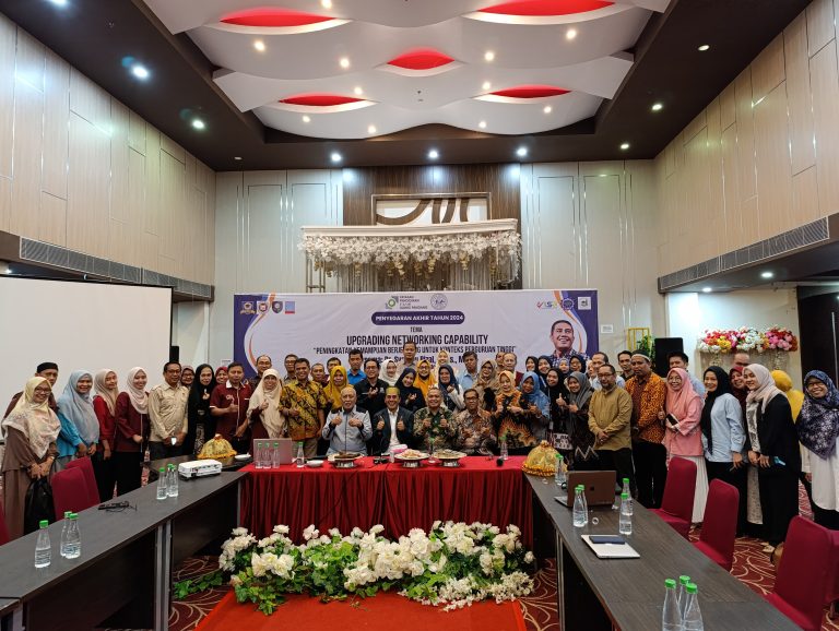 Unifa Gelar Penyegaran Akhir Tahun, Fokus pada Peningkatan Kemampuan Berjejaring